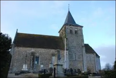Nous terminons notre promenade au pied de l'&eacute;glise Saint-Aubin, &agrave; Varville. Village de l'aire d'attraction Havraise, il se situe dans le d&eacute;partement ...