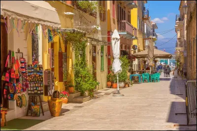 🇬🇷 En Gr&egrave;ce, quel geste de la main est consid&eacute;r&eacute; comme impoli et porte-malheur lorsqu&rsquo;il est fait vers quelqu&rsquo;un ?
