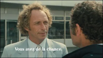 Dans quel film entend-on cette r&eacute;plique de Pierre Richard : "Je pratique les arts martiaux : judo, a&iuml;kido, karat&eacute;. La premi&egrave;re chose qu'on nous apprend, c'est le contr&ocirc;le. Un type me traite d'abruti, je ne cogne pas, je le regarde et je m'en vais" ?