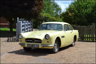 Pour le personnage de Finn McMissile dans le film d'animation Cars 2, certains trouvent des points de ressemblance avec cette discr&egrave;te auto britannique. Saurez-vous me dire son nom ?