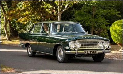 Alliant un design nord-am&eacute;ricain &agrave; un gabarit europ&eacute;en, cette voiture purement anglo-saxonne &eacute;tait consid&eacute;r&eacute;e comme un symbole de luxe. Saurez-vous me donner le nom de ce mod&egrave;le ?