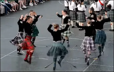 Quelle est cette danse &eacute;cossaise ?