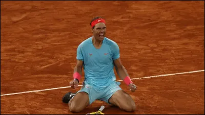 Il est le roi de Roland Garros. Je ne peux pas vous faire l'offense de vous demander son nom. Alors, combien de fois Rafael Nadal a-t-il remport&eacute; le tournoi ?