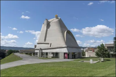 Quelle ville se situe dans le Loire ?