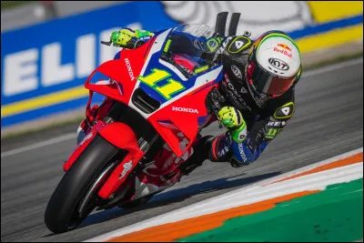Ce pilote fait ses d&eacute;buts en MotoGP lors de la saison 2026. Il est br&eacute;silien et est champion du monde Moto2 2025. Il s&rsquo;appelle&hellip;