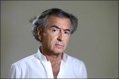Qui est cet &eacute;crivain/philosophe, r&eacute;alisateur du film ''Le Jour et la Nuit'' ?