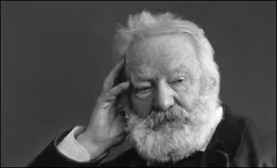 Sur quelle &icirc;le anglo-normande, Victor Hugo s'est-il exil&eacute; ?