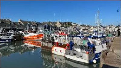 Dans quel d&eacute;partement se trouve Port en Bessin ?