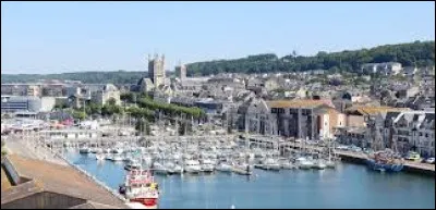 Dans quel d&eacute;partement se trouve la ville de F&eacute;camp ?