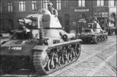 En 1940, les combats autour des villages de Hannut et de Gembloux, du 13 au 15 mai, ont constitu&eacute; la premi&egrave;re grande bataille de chars : o&ugrave; se trouve Gembloux ?