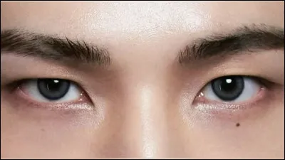 &Agrave; qui sont ces yeux ?