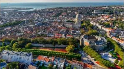 Boulogne-sur-Mer est un port de ...