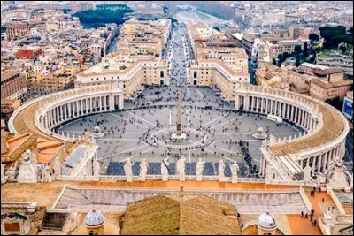 Quelle est cette cit&eacute; enclav&eacute;e dans Rome ?