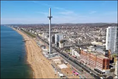 La ville anglaise de Brighton est une station baln&eacute;aire sur la ...