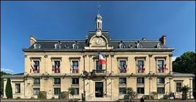 Ville de plus de 53 000 habitants, dans l'arrondissement de Siant-Denis, Saint-Ouen-sur-Seine se situe dans le d&eacute;partement ...