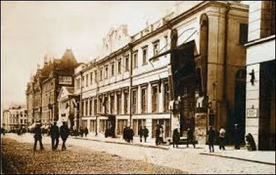Qui dirige l'URSS ?