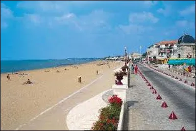 Ch&acirc;telaillon est une station baln&eacute;aire de ...