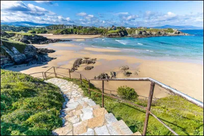 Entre quels pays l'&icirc;le de Malte est-elle situ&eacute;e ?