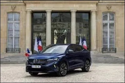 Quelle est, depuis 2024, cette voiture officielle du pr&eacute;sident ?
