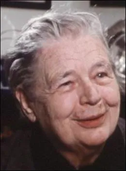 Qui fut la premire femme admise  l'Acadmie franaise ?