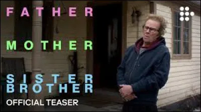 ''Father Mother Sister Brother'' est un film &agrave; sketches r&eacute;alis&eacute; par Jim Jarmusch qui a re&ccedil;u le Lion d'or &agrave; la Mostra de Venise en 2025. Quelle actrice fran&ccedil;aise a interpr&eacute;t&eacute; le r&ocirc;le de la m&egrave;re ?
