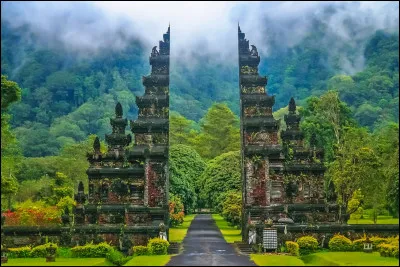 Bali (Indon&eacute;sie) !Bali est l&rsquo;&icirc;le la plus grande d&rsquo;Indon&eacute;sie.
