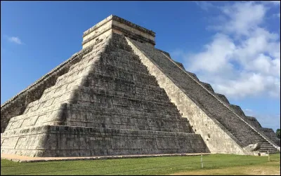 Quelle civilisation a construit la cit&eacute; de Chich&eacute;n Itz&aacute; ?