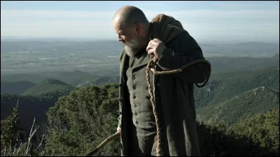Victor Hugo est un po&egrave;te et &eacute;crivain connu dans le monde entier particuli&egrave;rement gr&acirc;ce &agrave; son &oelig;uvre &laquo;&nbsp;Les Mis&eacute;rables&nbsp;&raquo;. Comment se nomme le premier personnage dont on suit le parcours de for&ccedil;at &agrave; maire ?