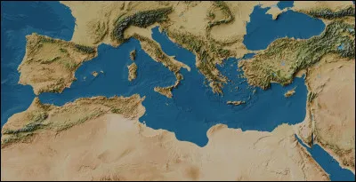 Quelle mer borde &agrave; la fois l&rsquo;Europe, l&rsquo;Asie et l&rsquo;Afrique ?