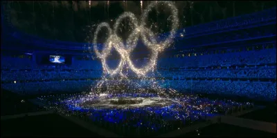 Combien de couleurs comporte le drapeau olympique ?