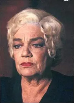 Grande actrice, elle a joue notamment dans 'Casque d'or'. Qui est-elle ?