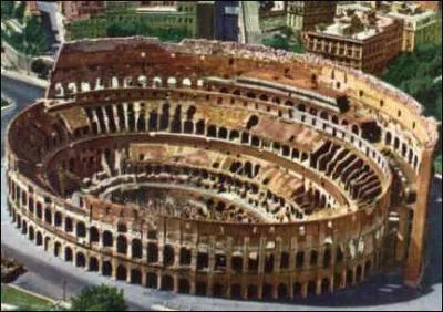 Dans quelle ville se trouve ce Colise ?