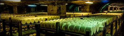 Quelle r&eacute;gion fran&ccedil;aise produit traditionnellement le fromage ''Roquefort'' ?