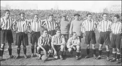 Quel pays a remport&eacute; la premi&egrave;re Coupe du monde en 1930 ?