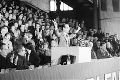 Le parti gaulliste UDR change de nom en 1976 et devient ...