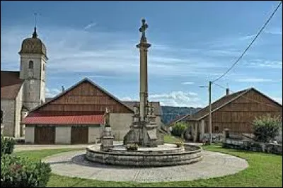Je vous attends pr&egrave;s de la fontaine Saint-Joseph, &agrave; Bretonvillers. Village de Bourgogne-Franche-Comt&eacute;, &agrave; 19 kilom&egrave;tres de la fronti&egrave;re suisse, il se situe dans le d&eacute;partement ...