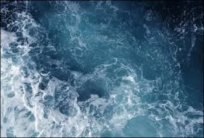 C'est pas l'homme qui prend la mer, c'est la mer qui prend l'homme !