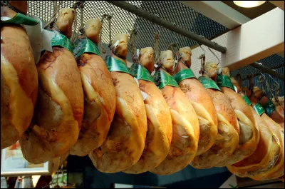 Comment appelle-t-on le ''Jambon de Parme'' en italien ?