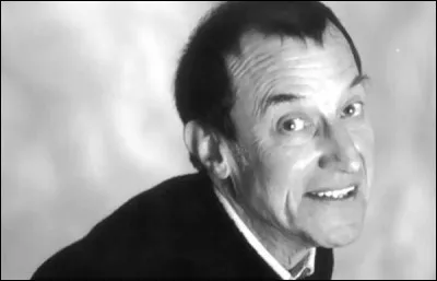 Qui est ce chanteur dont l'une des chansons s'intitule ''&Agrave; Parme'' ?