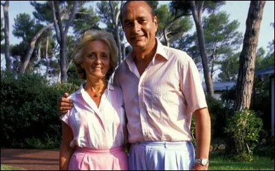Jacques Chirac &eacute;tait connu comme un homme &agrave; femmes. Quelle relation Bernadette tente-t-elle de masquer ?