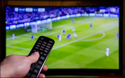 Est-ce que tu t&rsquo;int&eacute;resses au sport et le regardes &agrave; la t&eacute;l&eacute;vision ?