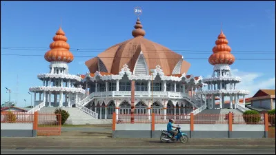 Quelle est la capitale du Suriname ?