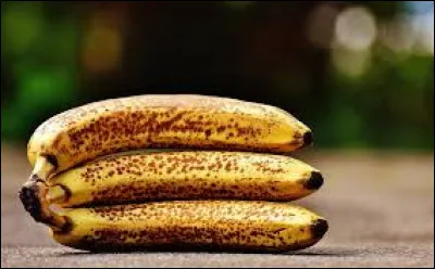 Quelle mol&eacute;cule est responsable de l'augmentation de la vitesse de m&ucirc;rissement des fruits lorsqu'ils sont plac&eacute;s &agrave; c&ocirc;t&eacute; d'une banane ?