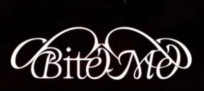 Qui a chant&eacute; "Bite Me" ?