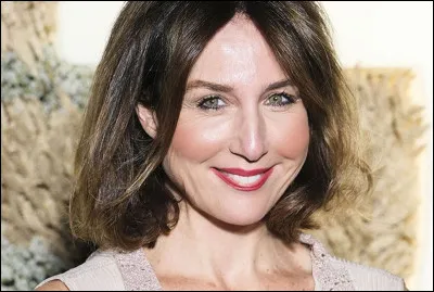 Qui est cette actrice qui joue le premier r&ocirc;le dans le film ''Simone, le voyage du si&egrave;cle'' ?