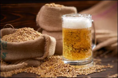 Quelle grande f&ecirc;te nationale c&eacute;l&egrave;bre la bi&egrave;re ?