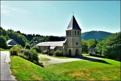 Vous avez sur cette image l'&eacute;glise Saint-Pardoux-et-Saint-Salvy, &agrave; Veix. Petit village Corr&eacute;zien de 80 habitants, sur le plateau de Millevaches, il se situe en r&eacute;gion ...