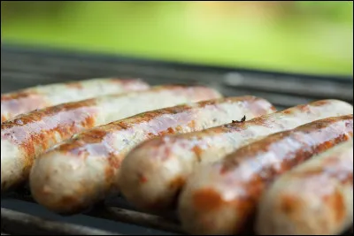Maintenant, voici l&rsquo;avant-dernier : hamburger, hot-dog, saucisse !Quel est ce pays ?