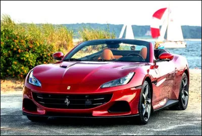 Quel est ce beau cabriolet transalpin ?