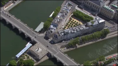Quelle voiture a &eacute;t&eacute; la plus vendue, en France, de 1957 &agrave; 1961 ?